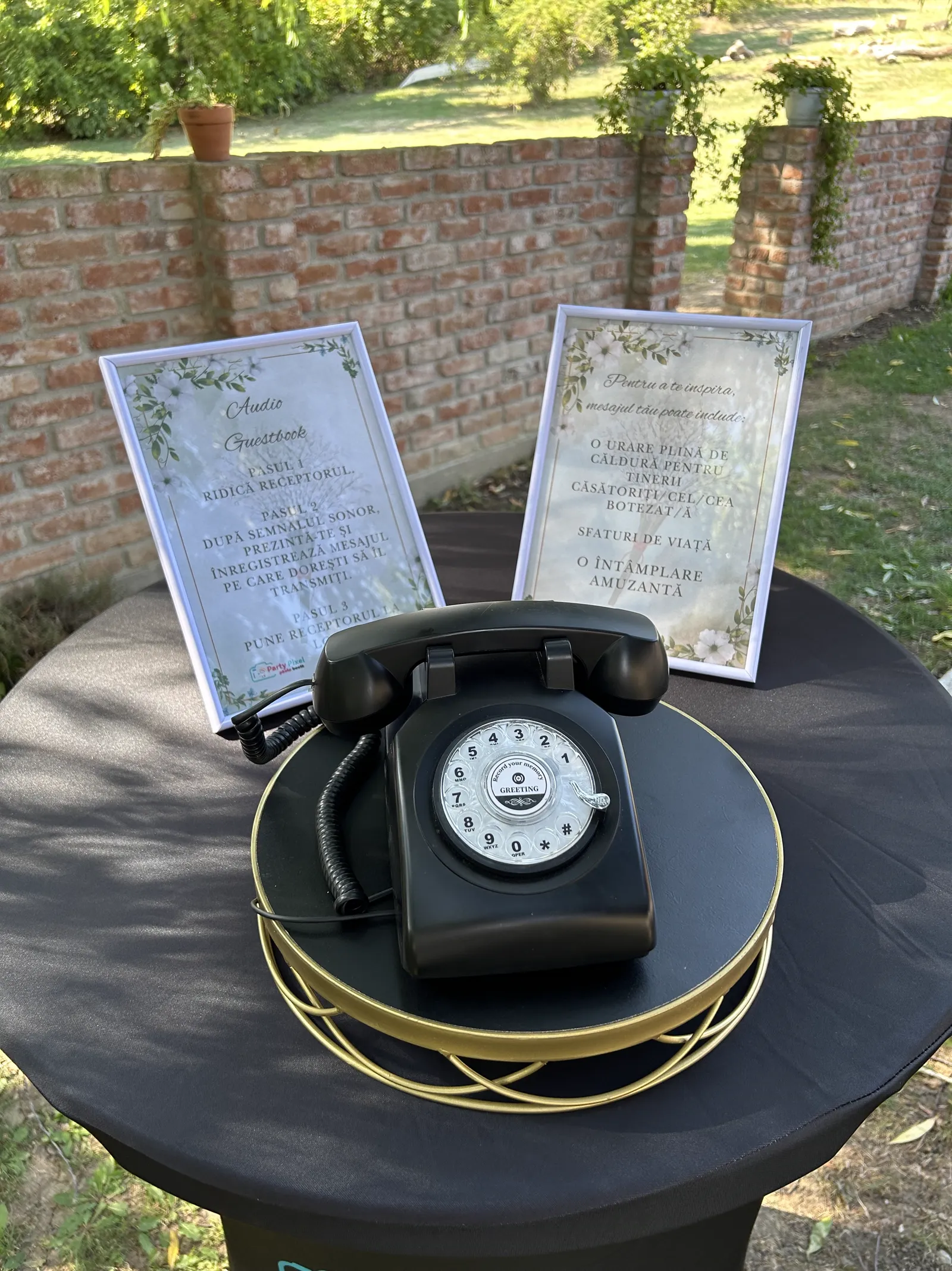 Audio Guest Book nuntă București - telefon retro